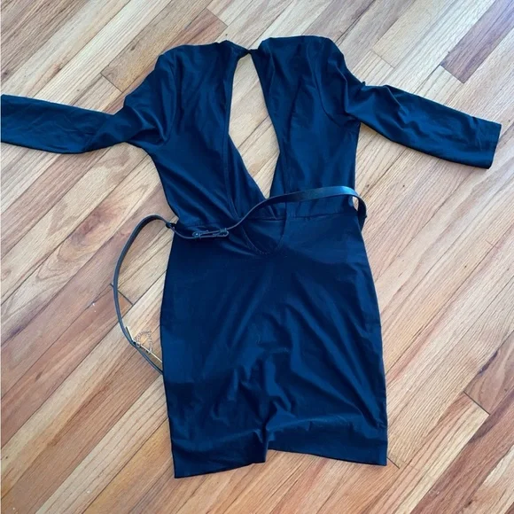 Little Black Dress - Picture 4 of 10